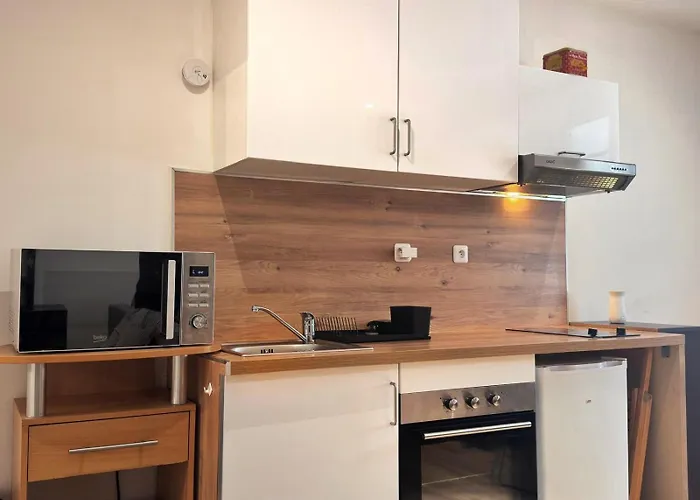 L'escapade Du Port * Le Mans