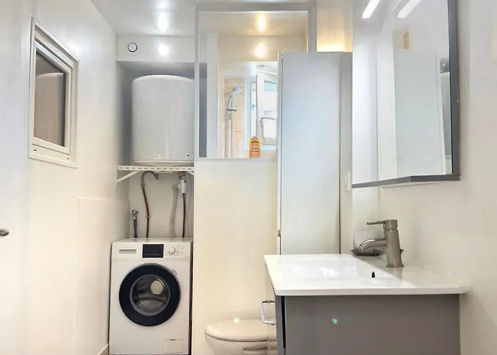 L'escapade Du Port * Le Mans